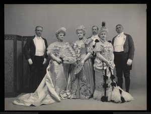 Gruppenporträt von Sydney Dillon Ripley, Mrs. J.T. Burden, Mrs. Wm. Jay, Benjamin Nicol und Col. Wm. Jay beim James Hazen Hyde Ball, New York, 31. Januar 1905